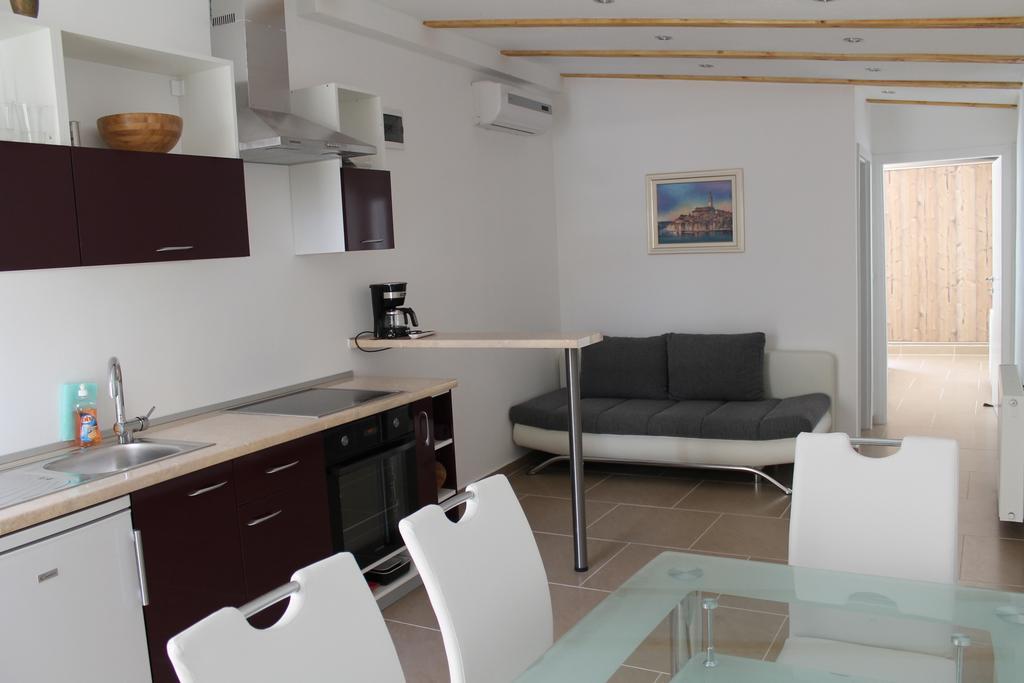 Apartmenthaus Fa Rovinj Buitenkant foto