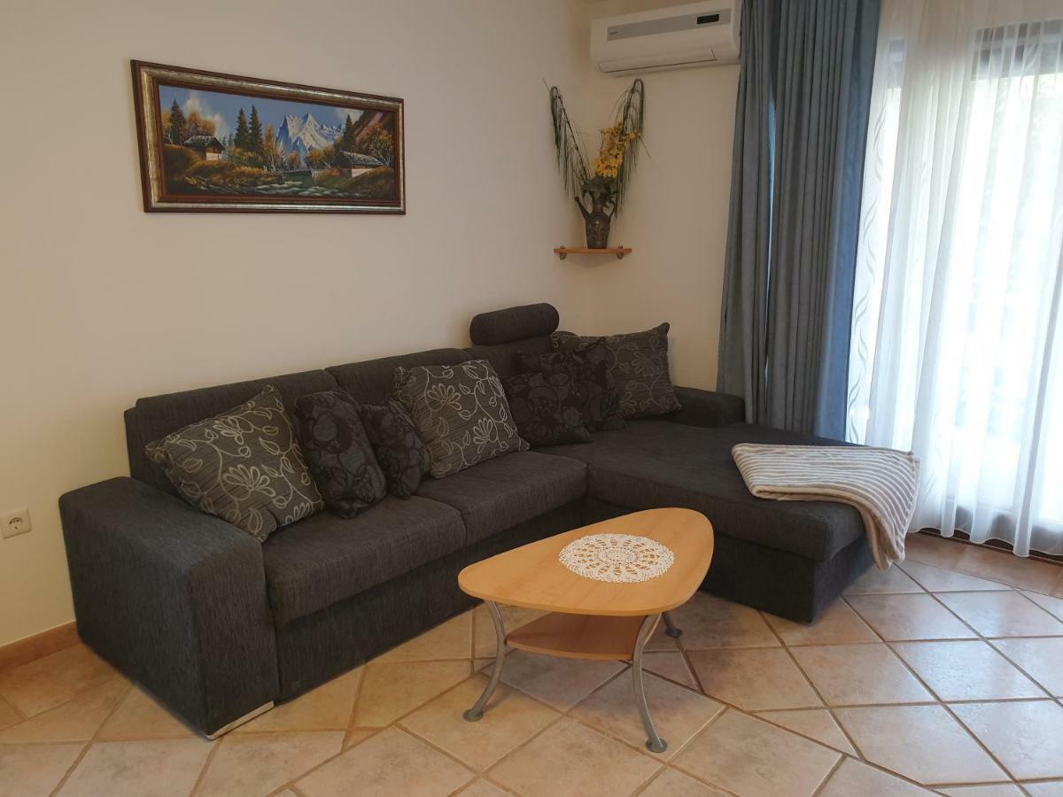 Apartmenthaus Fa Rovinj Buitenkant foto