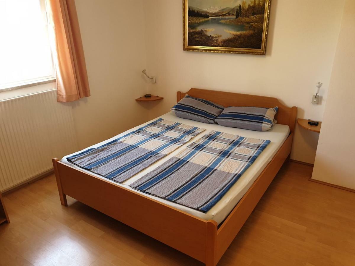 Apartmenthaus Fa Rovinj Buitenkant foto