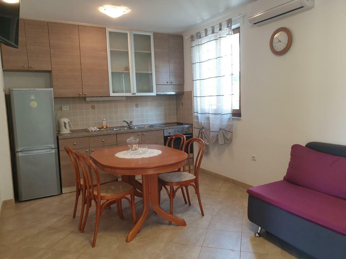 Apartmenthaus Fa Rovinj Buitenkant foto